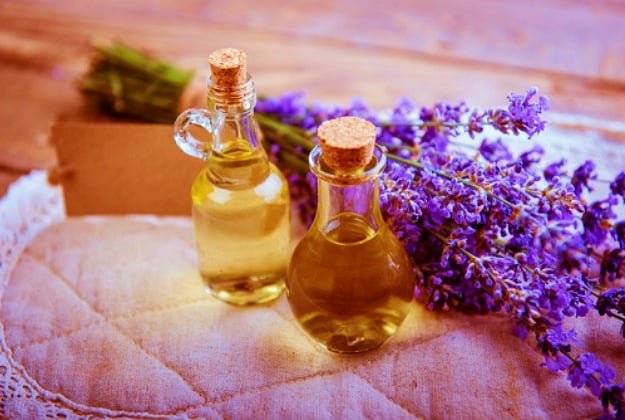 Blend 5: Lavender Oil And Bergamot Orange | Simple Do-It-Yourself Bath Salt Essential Oil Recipes